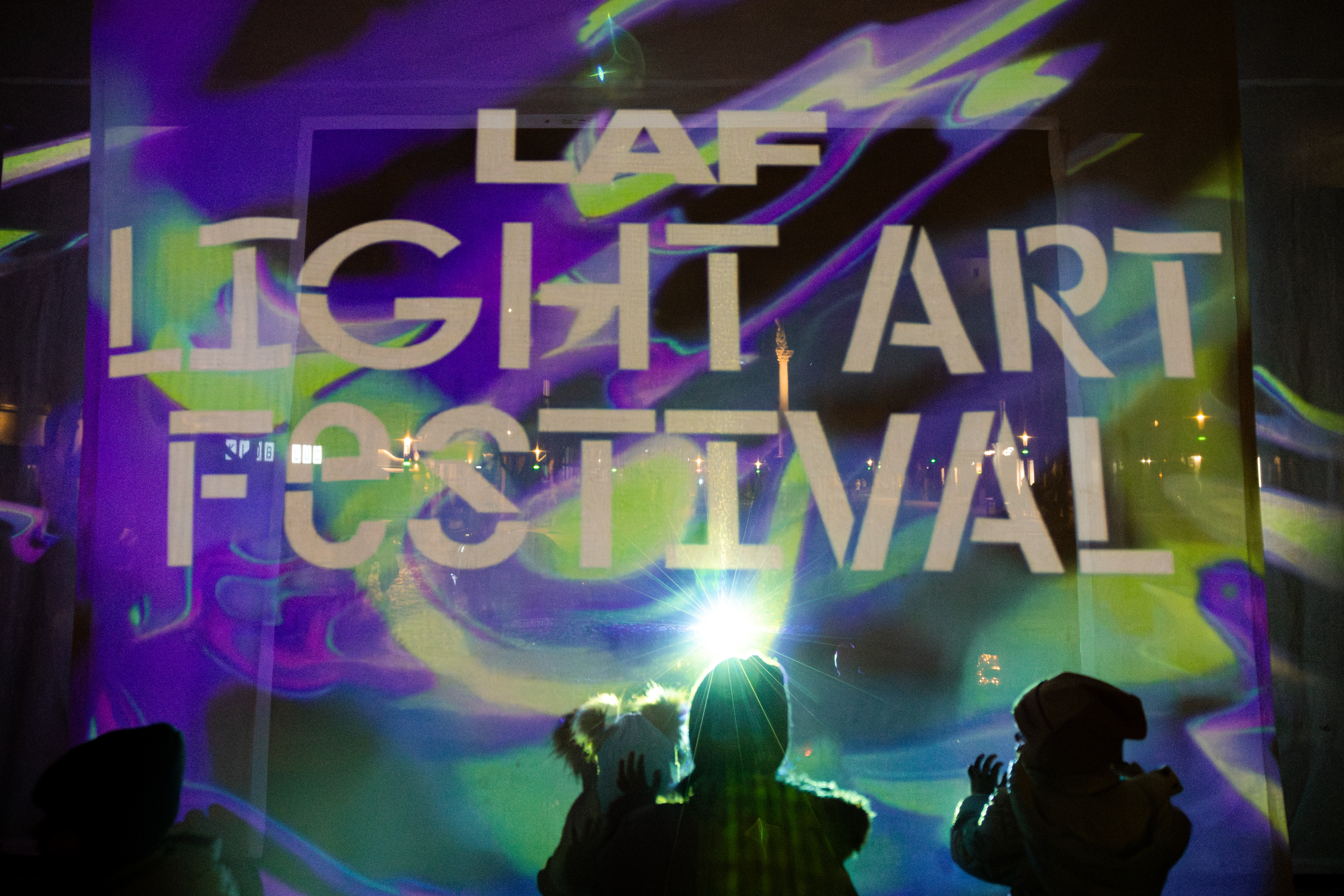 Zažite Trenčín v inom svetle! Prvý ročník Light Art Festivalu premení mesto na veľkú svetelnú galériu