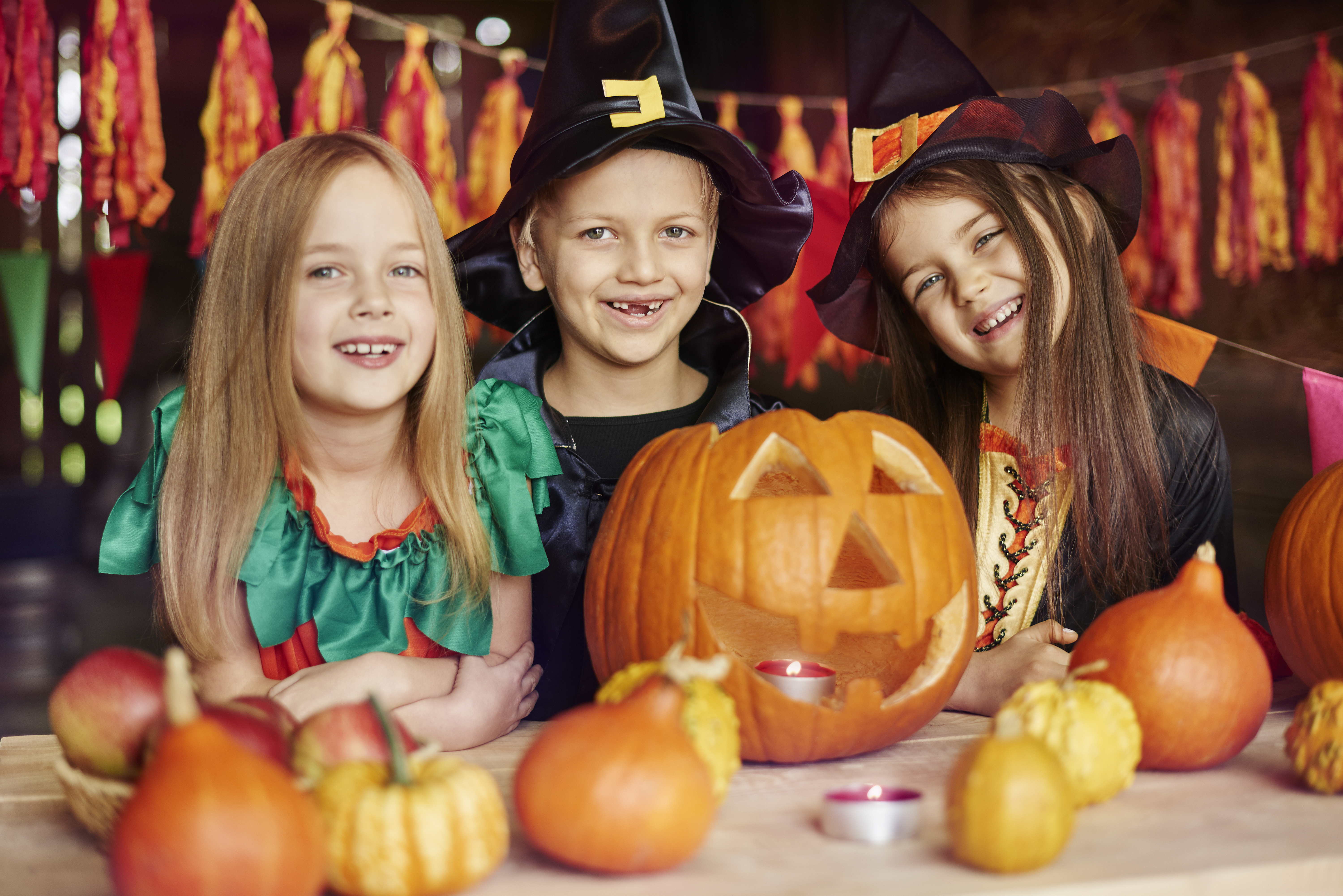 Halloween party v MERIDIANE