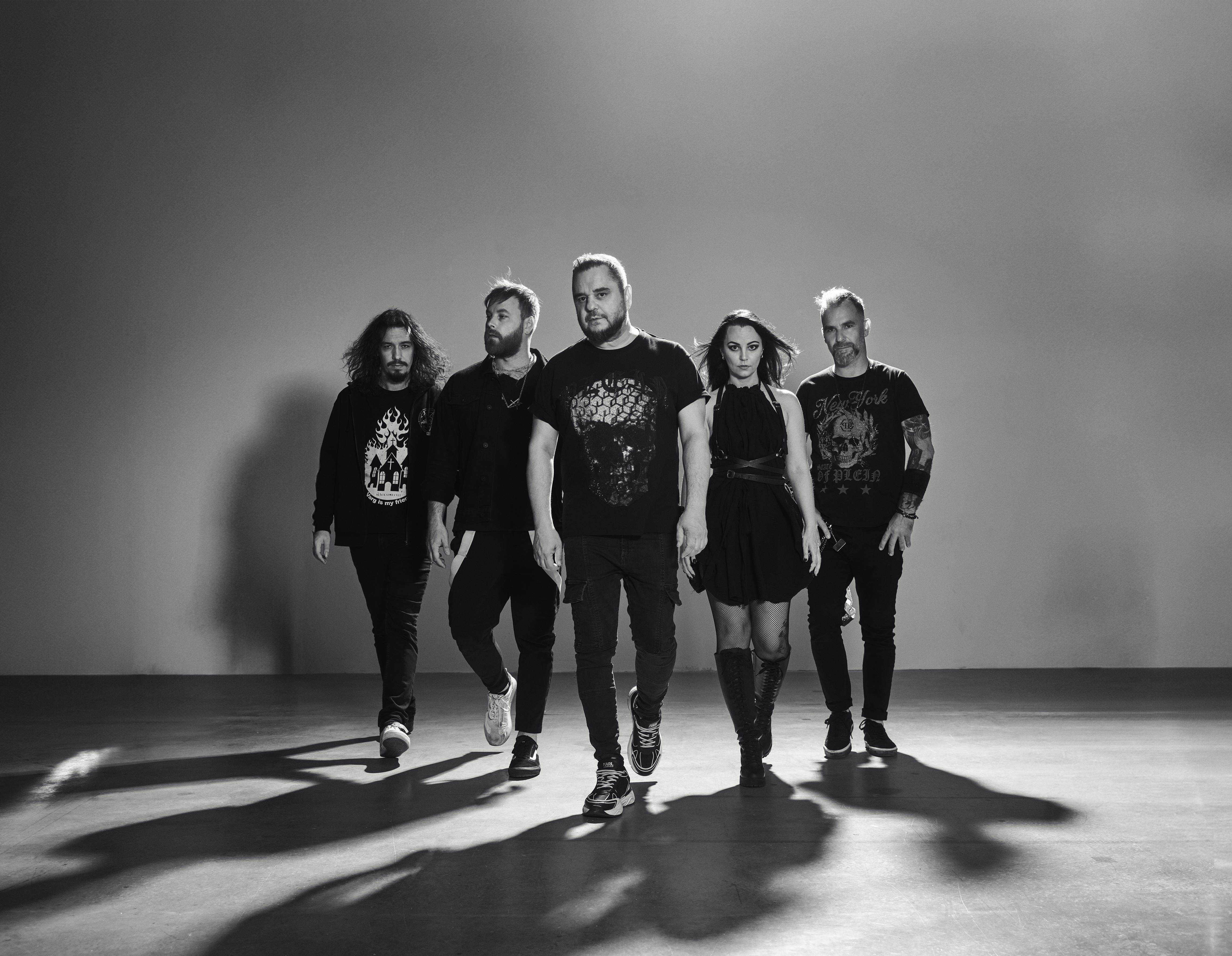 Vianočný koncert v Trenčíne – večer plný hudby, energie a sviatočnej atmosféry!