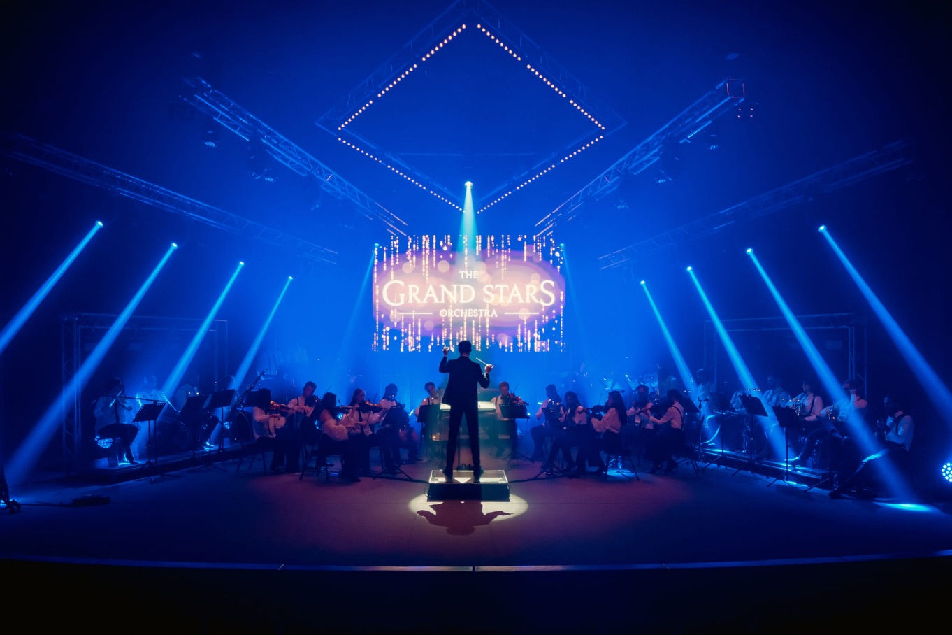 The Grand Stars Orchestra: Hollywood Music Experience