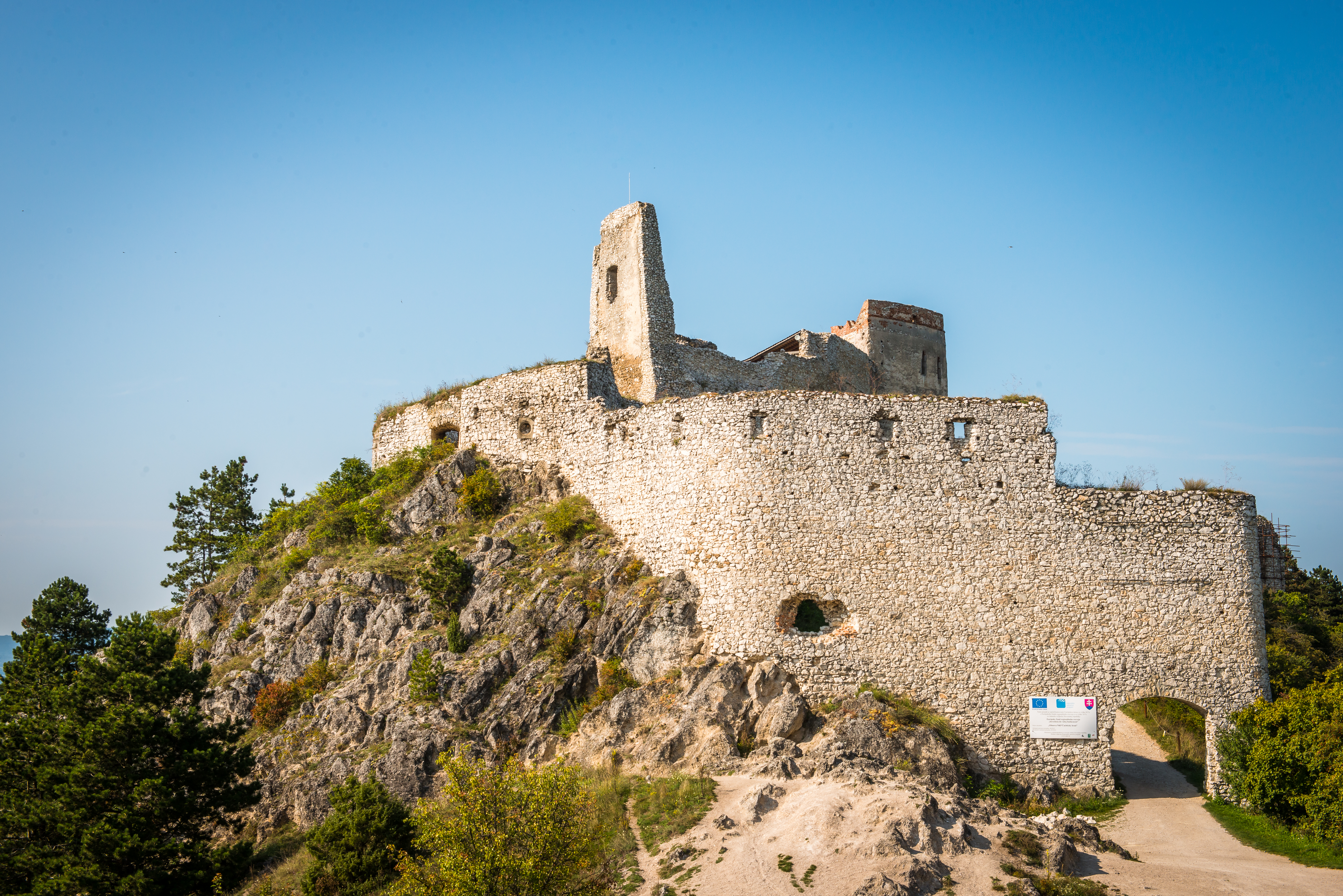 Drastické dejiny medicíny na Čachtickom hrade