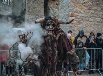 Krampuslauf na Trenčianskom hrade