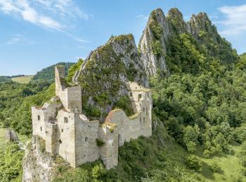 Noc hradov a zrúcanín na hrade Lednica